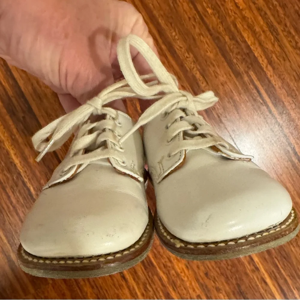 VTG Buster Brown Split Leather Insole Walking Shoes White Leather - Sz 4 Infant